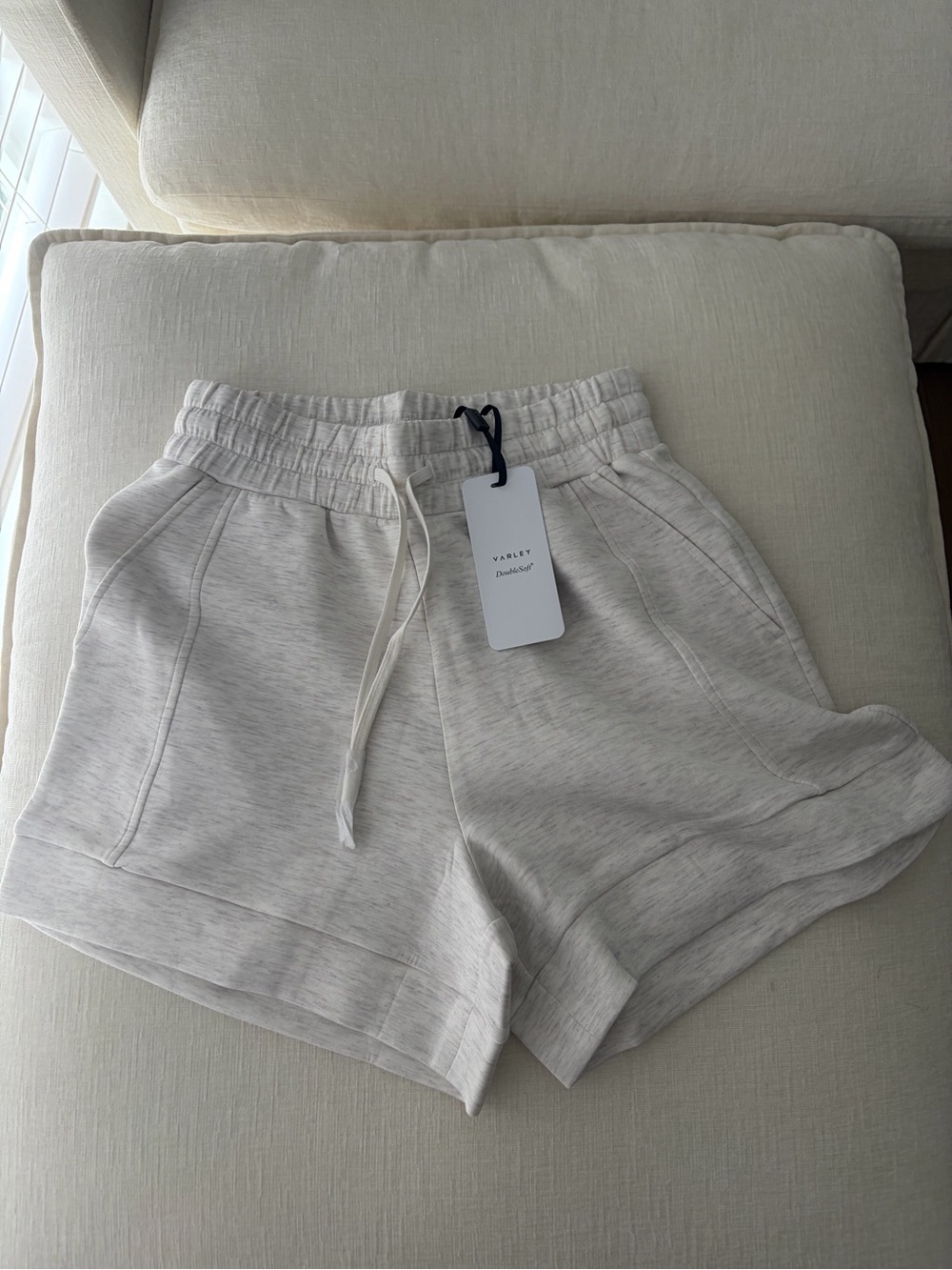 *Brand New* Varley Atrium High-Rise Short 4.5" Ivory Marl Size Small
